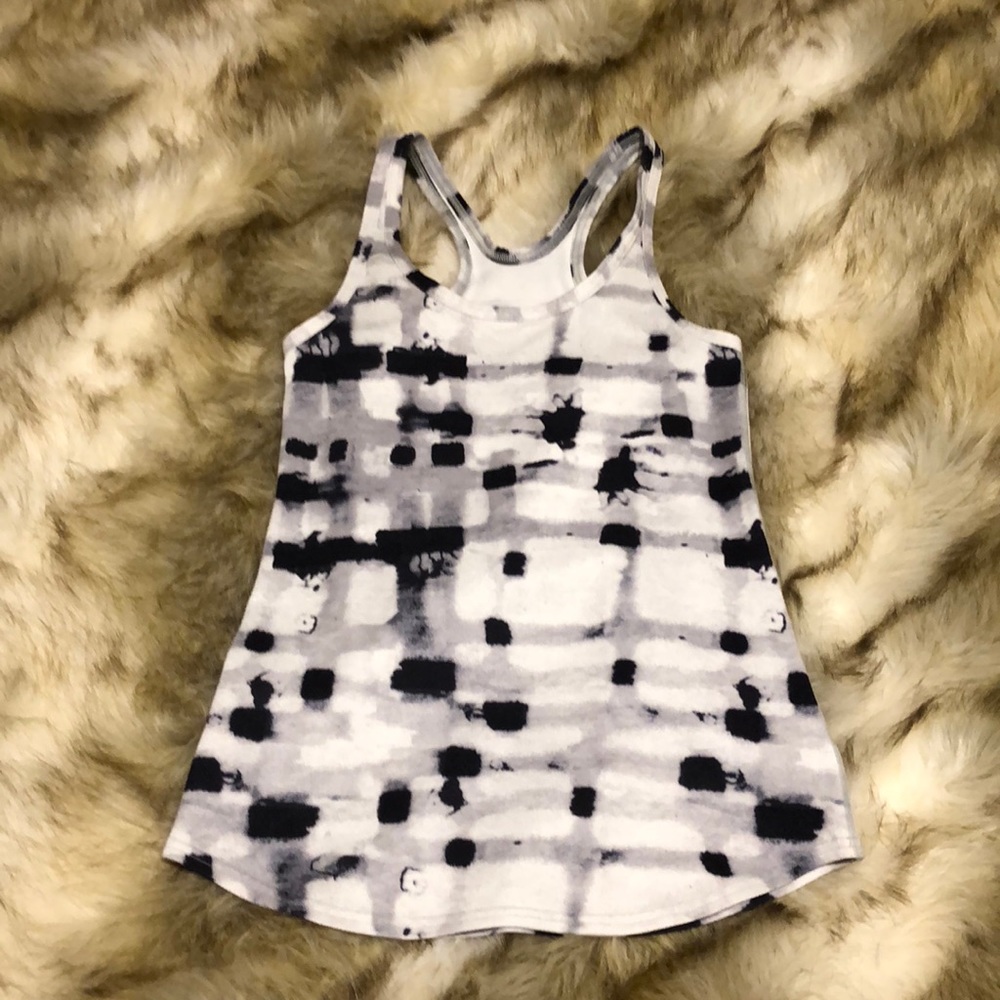 lululemon Studio Tank white+black sz 6